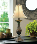 Stately Pineapple Table Lamp